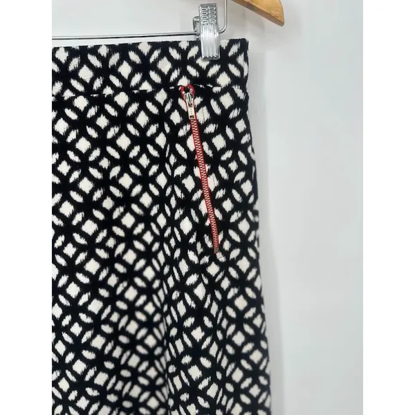 Le Lis Skirt Medium Geometric Career Academia Y2K Preppy Stretch‎ Knit Pull On - Image 4