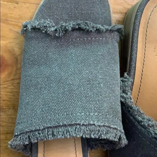 Universal Threads New without tags - fringe mules - (vegan) - Image 5