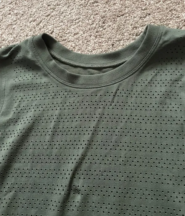 Lululemon Long Sleve Top - Image 2