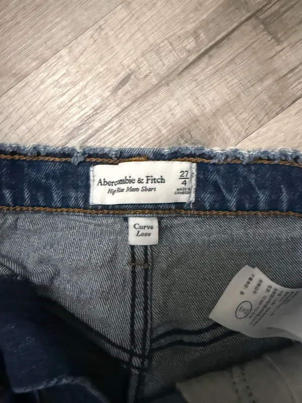 Abercrombie Shorts - Image 3