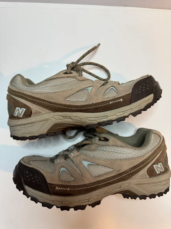 New Balance Womens 606 WW606BR Size 8.5 Sneakers - Image 5