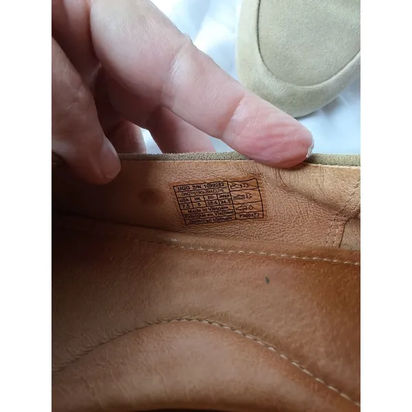 7.5 Elise Studded Suede Penny Loafers UGG - Image 6