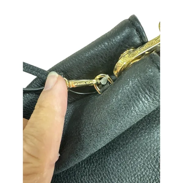 Michael Kors black AUTHENTIC purse handbag shoulder bag pebble SKU 2524 - Image 7