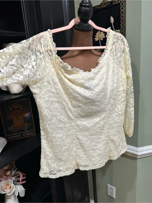 Torrid Ivory Lace Long Sleeve Blouse – Size 1X (14/16) – NWT - Image 8