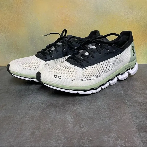 On Cloudboom 1 Women's Running Shoes in White/Black/Green Size 10 - Image 4