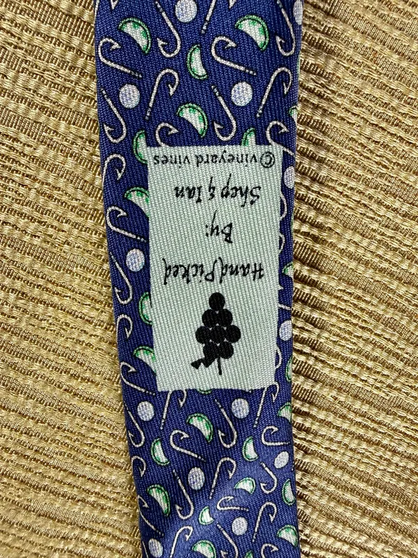 Vineyard Vines Men’s Silk Tie Golf Clubs Balls Navy Blue Green Martha’s Vineyard - Image 6