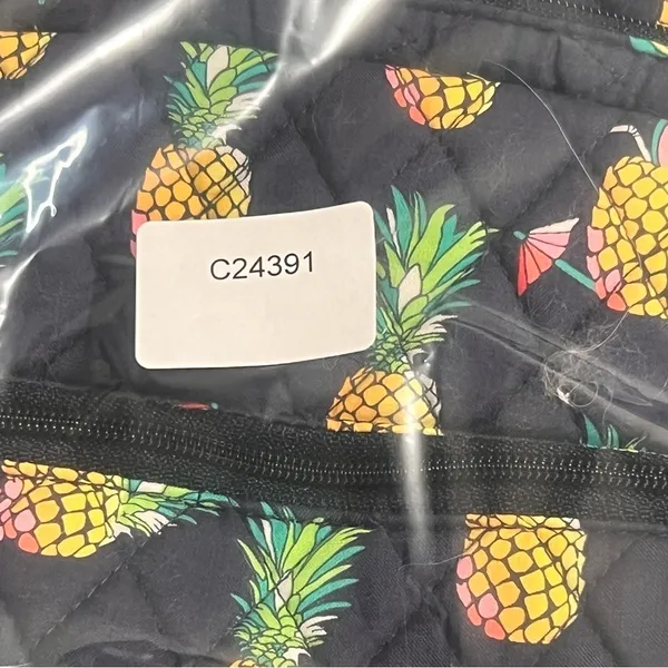 VERA BRADLEY NEW Toucan Party Quilted Essential Large Backpack SKU#C24391 - Image 12