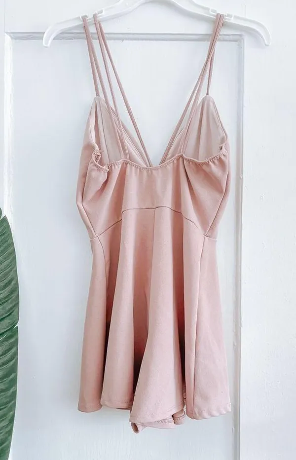 Pink romper Size M - Image 2