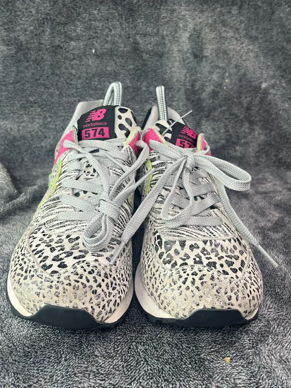 ⁠New Balance 574 Animal Print Cheetah Leopard Womens Size 7.5 Sneakers - Image 2