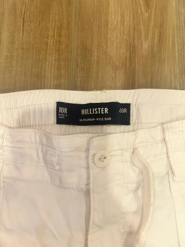 Hollister Linen Cargo Pants - Image 2