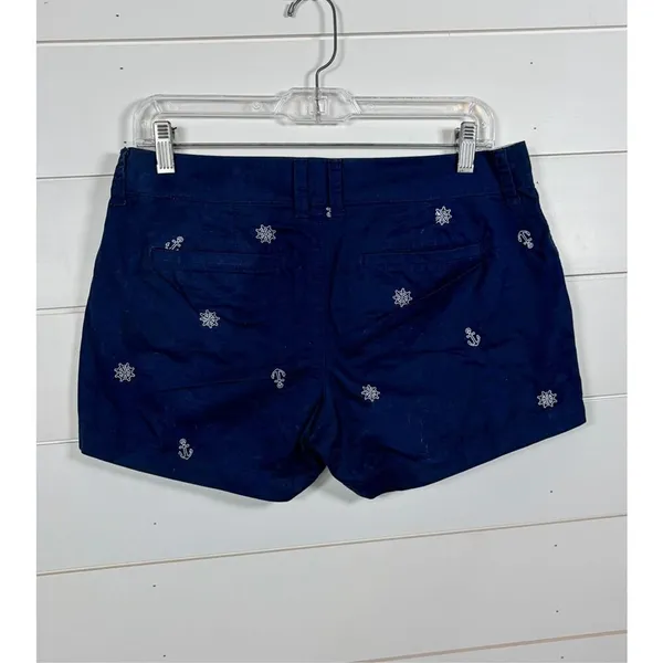 Old Navy Women's White Nautical Anchor and Ship Wheel Chino Shorts Blue Size 4 - Image 5
