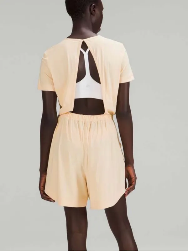 Lululemon Lightweight High-Neck Romper Yellow Size 12 - Image 2