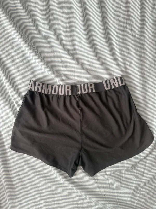 Under Armour Gray Shorts - Image 5