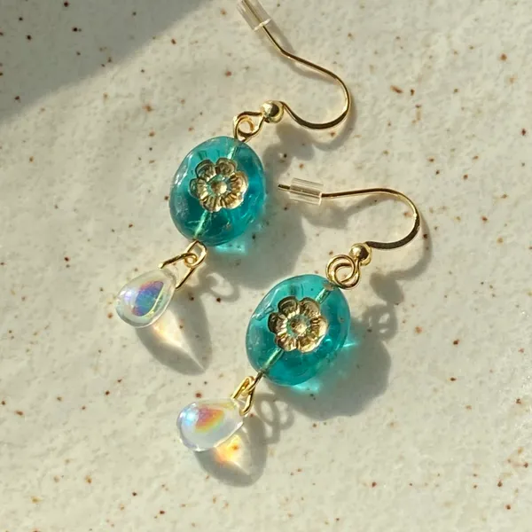 quality Czech glass beads fairy chic dangle earrings💐 - Image 3