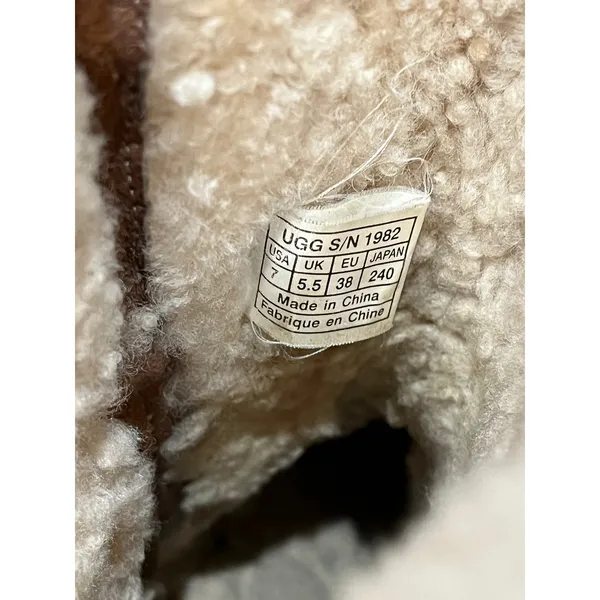 UGG Australia 1982 Chestnut Suede Sheepskin Lined Buckle Boots Womens 7 - Image 6