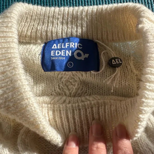 Aelfric Eden Ivory Cable Knit Sweater Large - Image 7