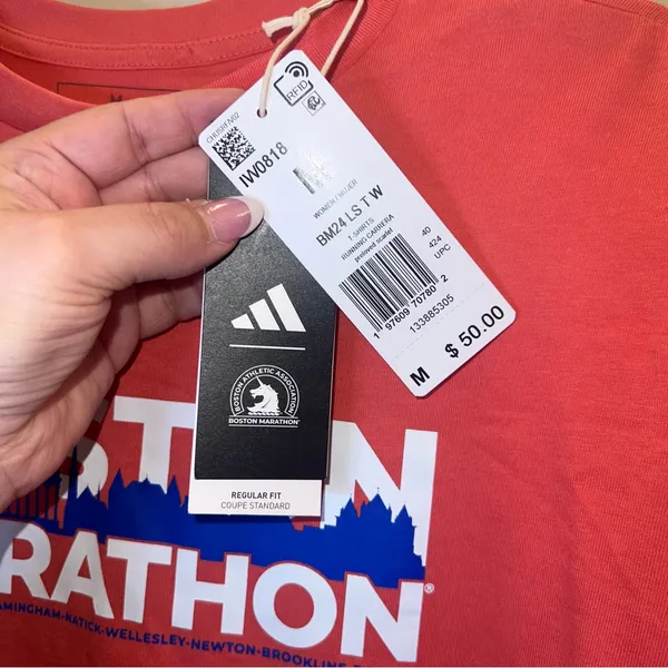 Adidas‎ Boston Marathon 2024 Long Sleeve Tee Red | Medium - Image 7