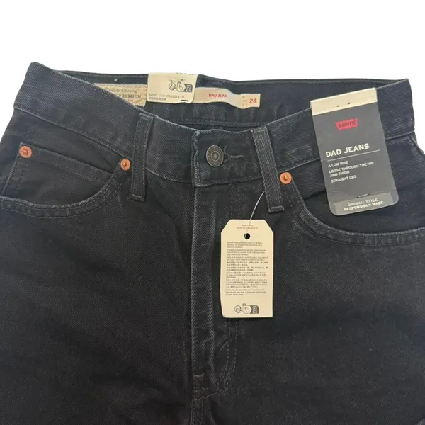 Levi's Women Dad Jeans in Rosie Posie, Size 24/Inseam 30 - Image 3