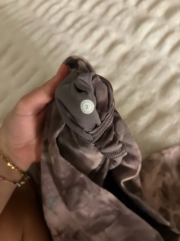 Lululemon Leggings - Image 3