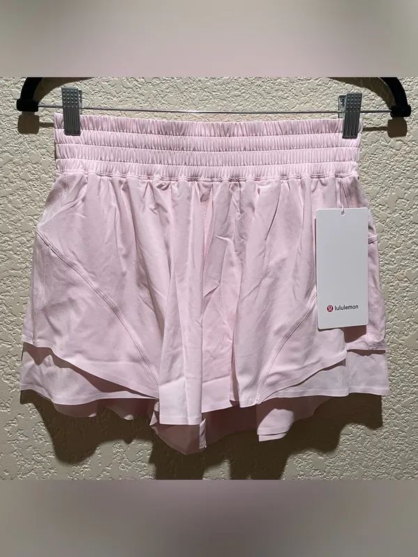 Lululemon NWT Shake It Out High Rise Run 2.5 Athletic Shorts light pink Size S - Image 4