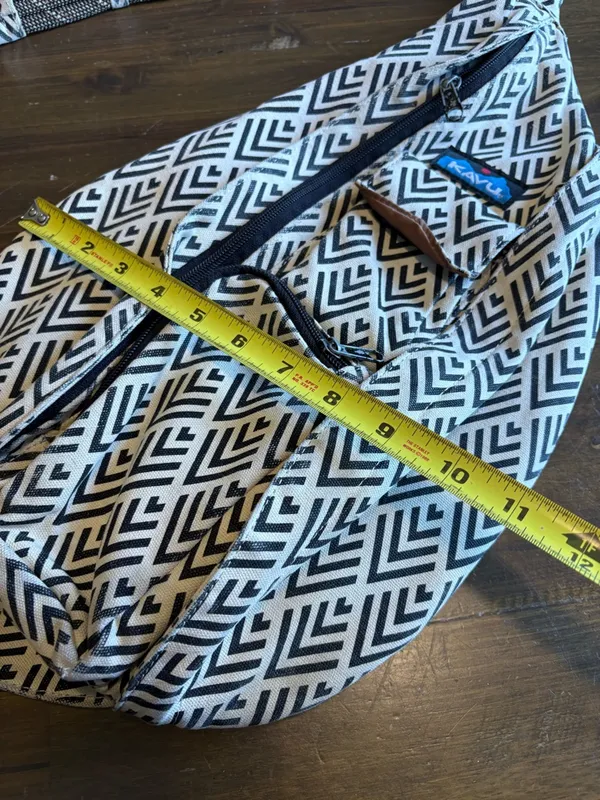Kavu Canvas Sling Crossbody Active Bag Printed Outdoor Hike Rope Print Aztec - Image 6