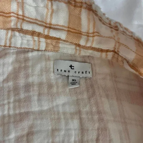 Source Unknown Unbranded Women's Orange and Tan Shirt - Image 5