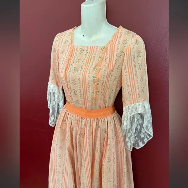 70s Bridgerton peach midi dress cottagecore - Image 9