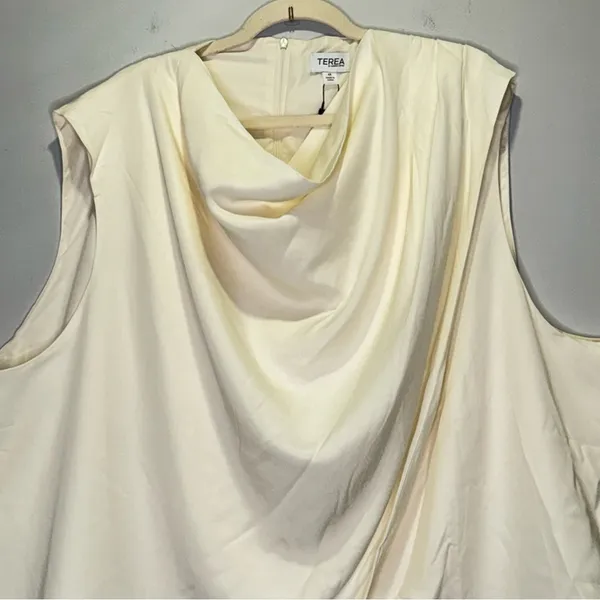 NWT TEREA 4X Women's Sienna Cowl Neck Draped Top in Gardenia Off White Color‎ - Image 4