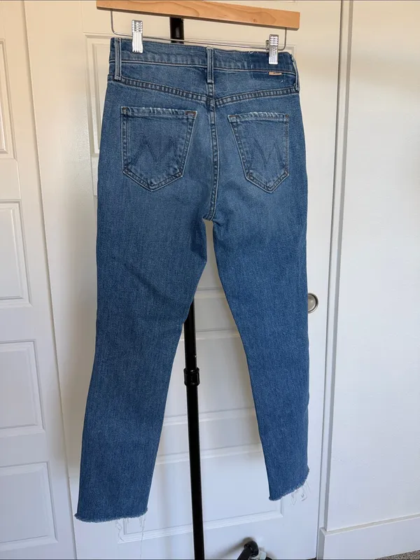 MOTHER Denim Mid Rise Dazzler Ankle Fray Jeans Riding Cliffside - Size 25 - Image 4