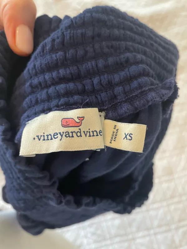 Vineyard Vines Shorts - Image 3