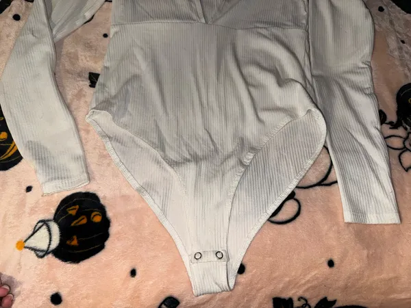 Forever 21 Bodysuit White Ribbed Long Sleeve - Image 4