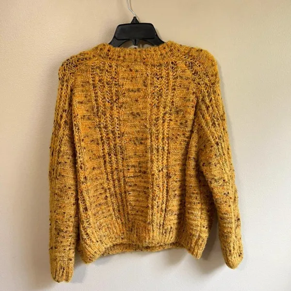 Molly Bracken medium/large yellow sweater‎ - Image 4