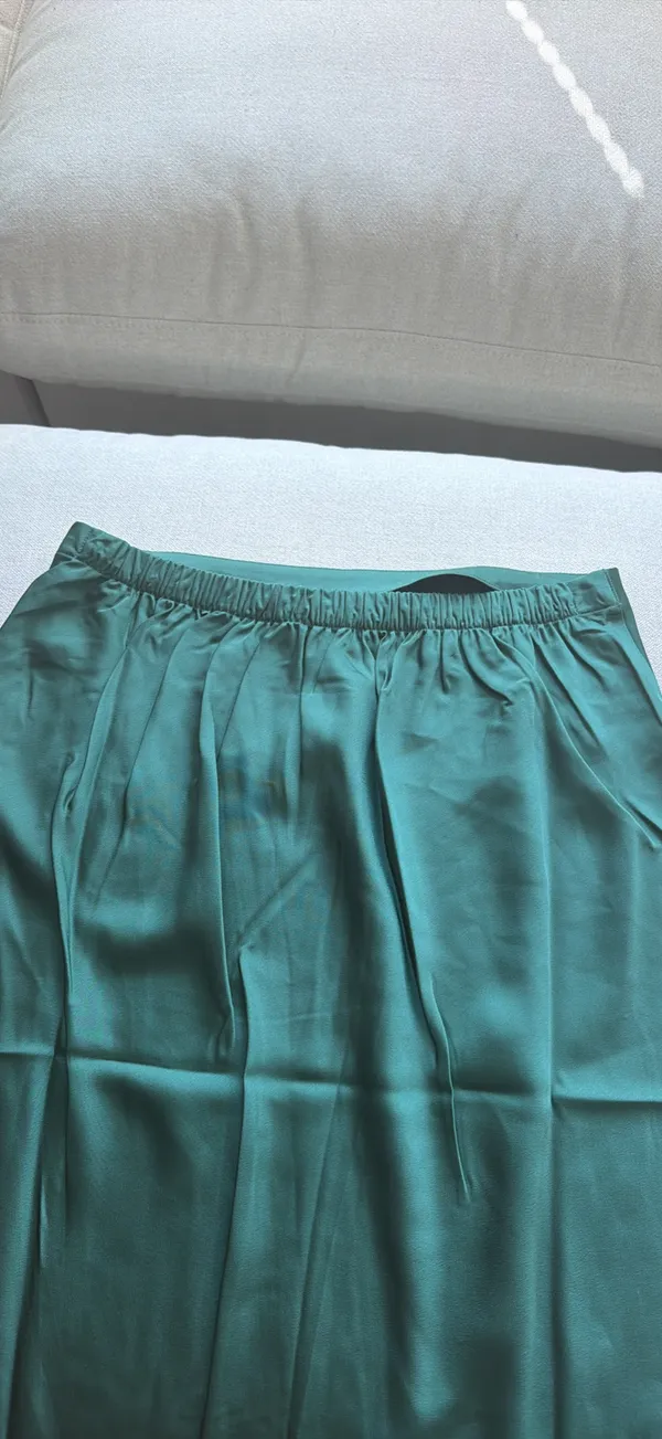 Green Midi J.Crew Skirt - Image 3