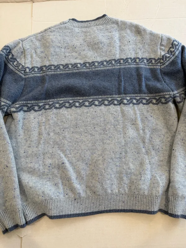 Madhappy winter collection pullover sweater cashmere - Image 6
