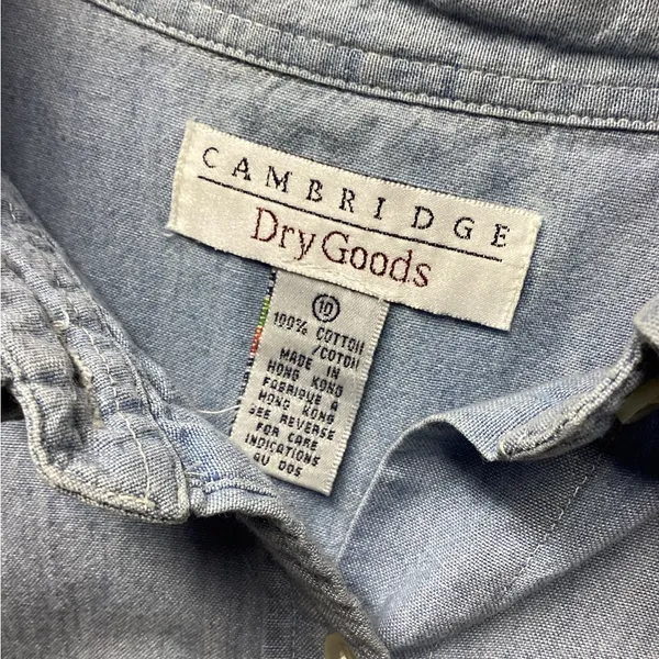 Cambridge Dry Goods 100% Cotton Chambray shirt Light Denim Size 10 - Image 3