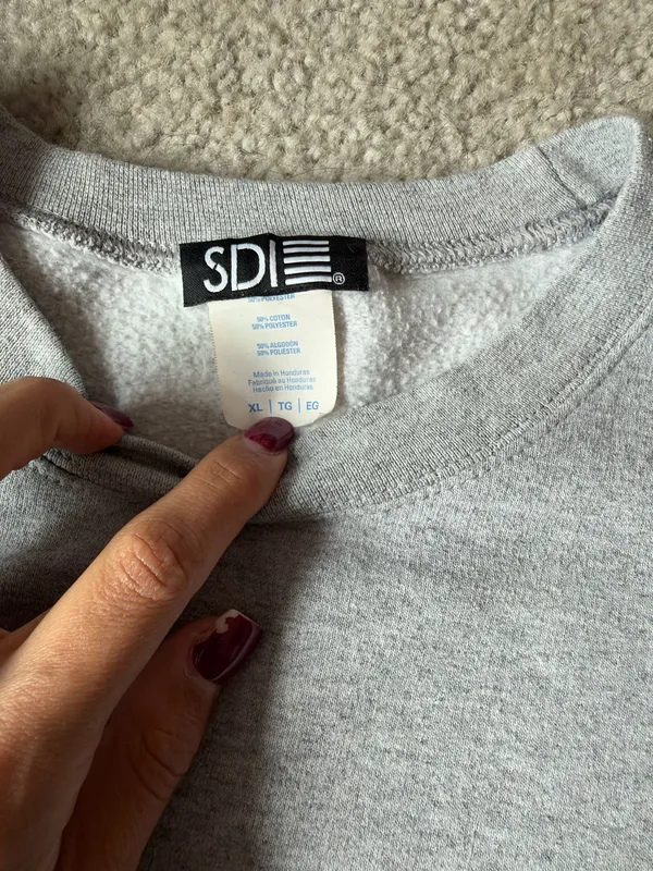 NIU Crewneck Gray Size XL - Image 3