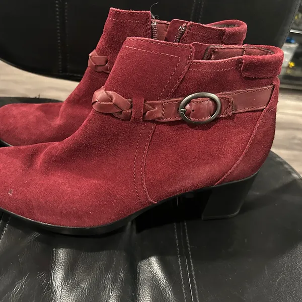 Clarks Women's Burgundy Suede Ankle Boots - Image 2