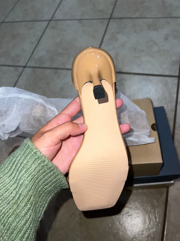 Heels Tan Size 7.5 - Image 4