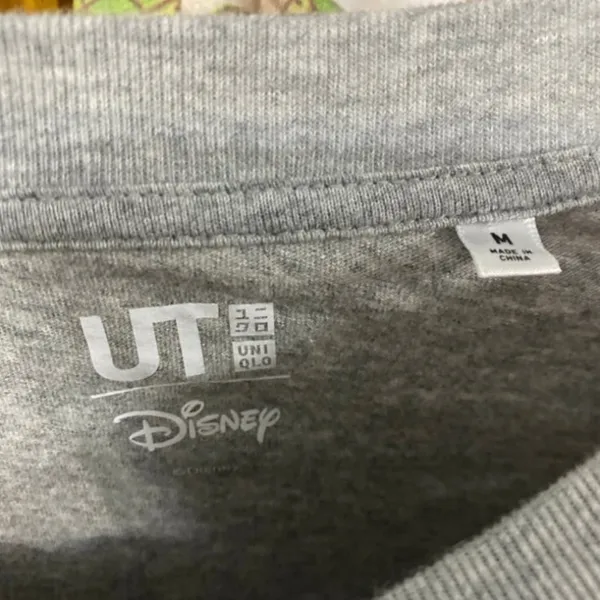 Disney parks x Uniqlo Florida Minnie Mouse stamp T-shirt M - Image 2