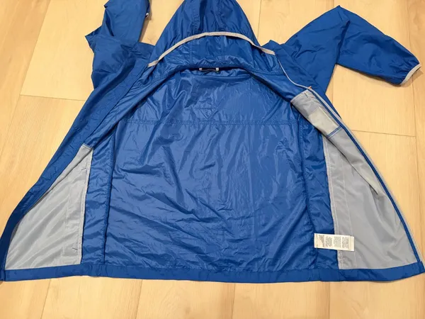Columbia PFG Light Weight Jacket Windbreaker Women's Size Small - Image 5