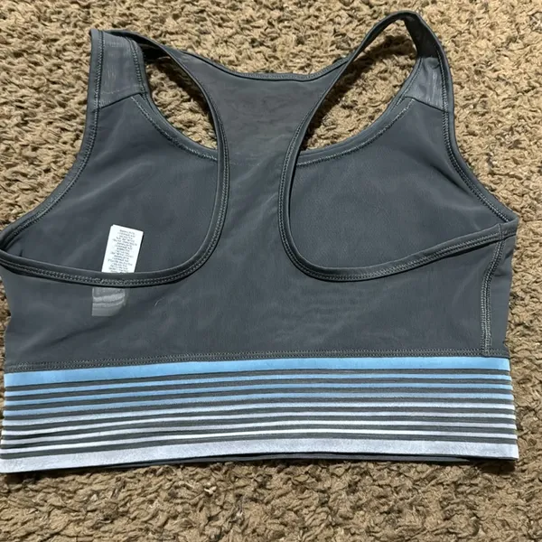 Nike sports bra - Image 4