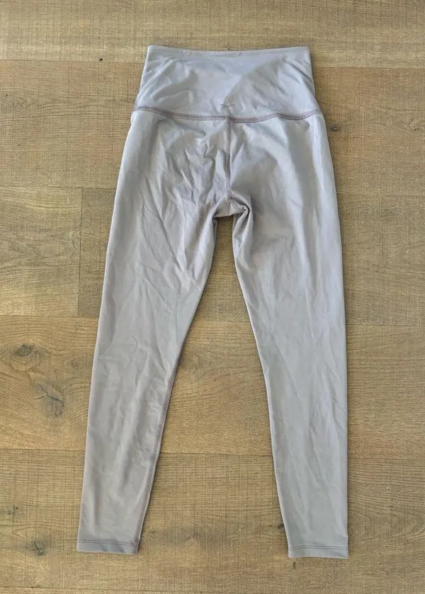 beyond yoga ash purple full length athletic leggings - Image 2