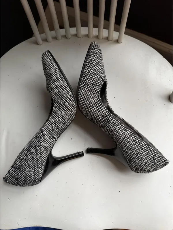 Rampage Black and White Tweed Pointed Toe Heels - Image 2