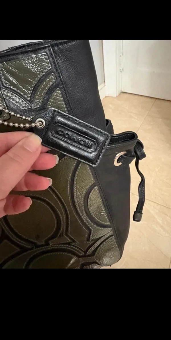 Coach bag Colette Patent Leather C Signature Overlay - Image 4