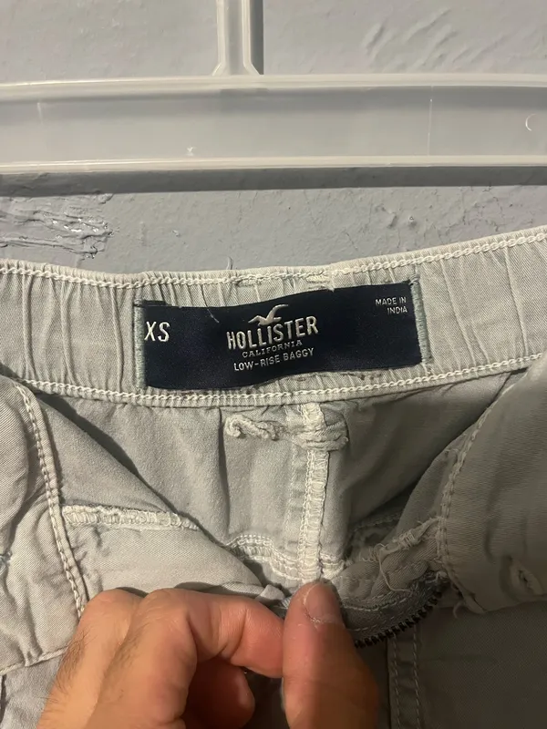 Hollister Cargo pants - Image 3