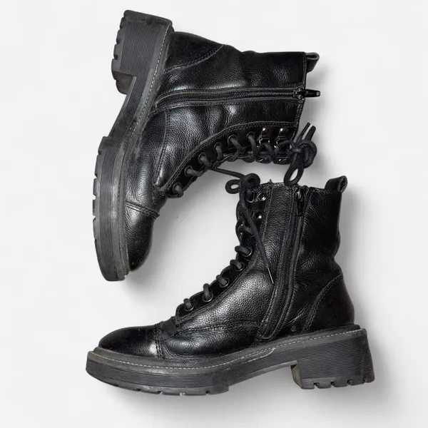 River Island Women's Black Laced and Zipper Combat Boots - Image 3