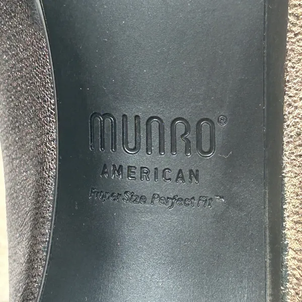 Munro American Jillian Taupe Metallic Suede Block Heel Pumps Shoes Womens 8 M - Image 8