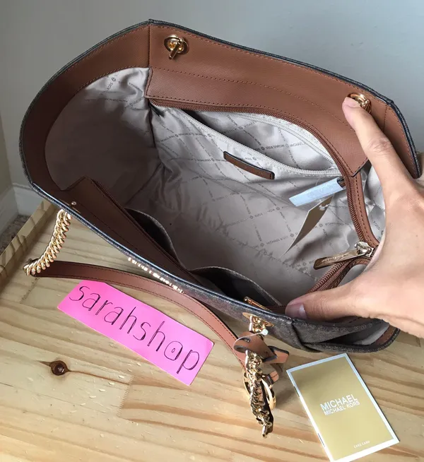 Michael Kors Purse - Image 9