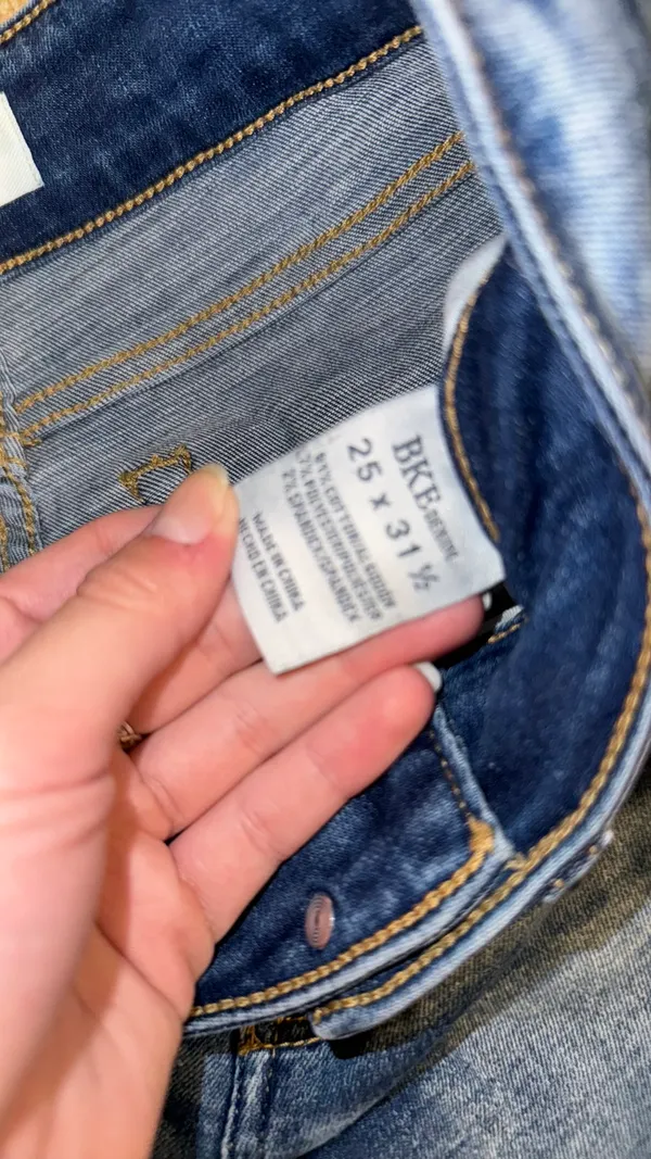 BKE Stella Mid-Rise Jeans Bootcut - Image 3