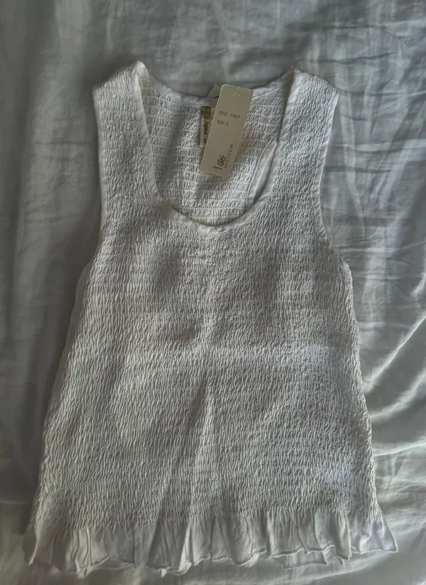American Eagle White top - Image 2